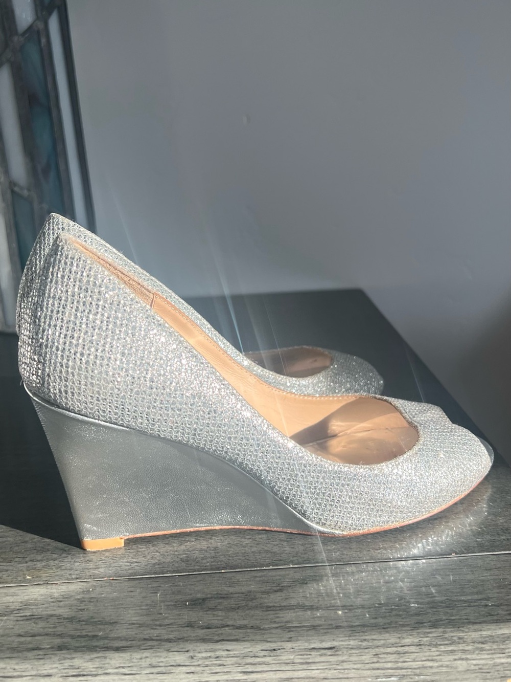 Badgley Mischka Silver Glitter Wedge Pumps